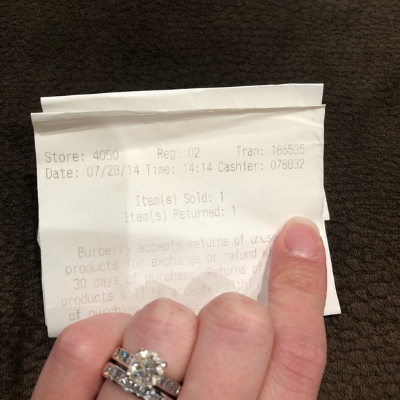 Authentic Burberry Canterbury Purse - Picture 7 of 11